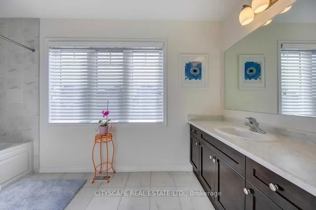 Additional image 19 of 141 Hatt Crt