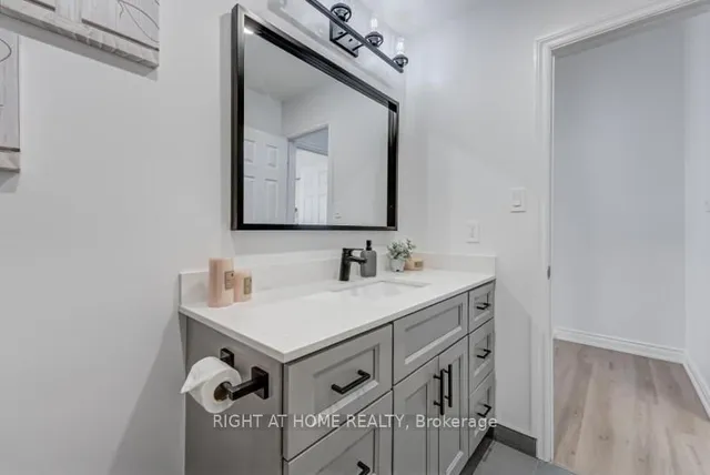 Additional image 23 of 30 Heslop Rd Unit 39