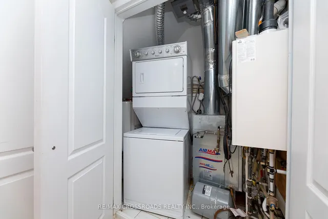 Additional image 29 of 2492 Post Rd Unit 7