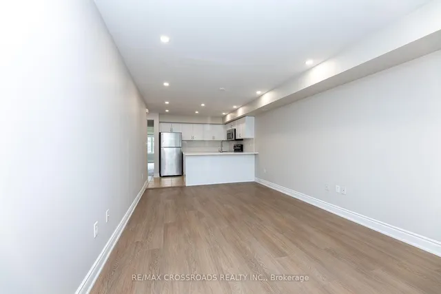 Additional image 9 of 2492 Post Rd Unit 7