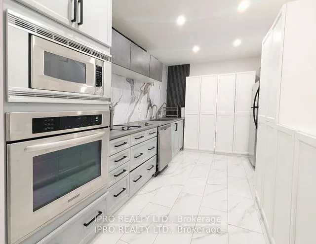 Additional image 6 of 52 Vodden Crt