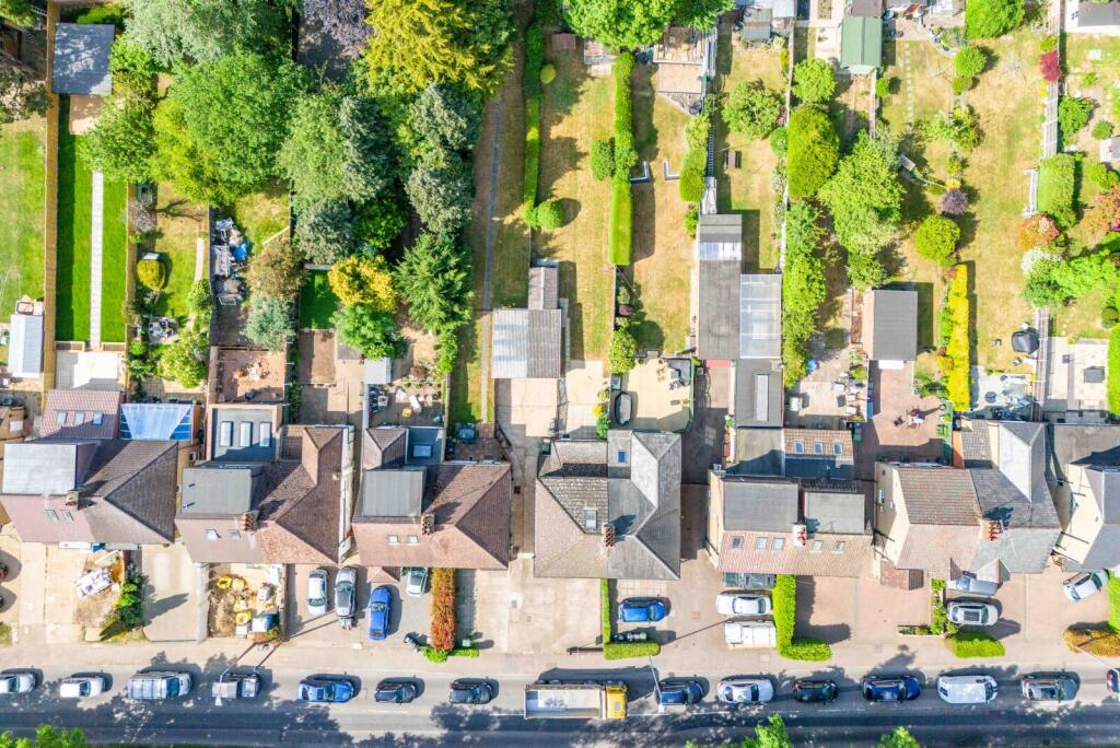 Additional image 11 of Batchwood Drive, St. Albans, Hertfordshire, AL3