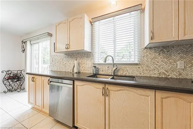 Additional image 8 of 81 Jacqueline Blvd