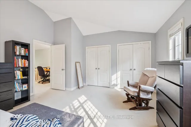 Additional image 33 of 5080 Fairview St Unit 72