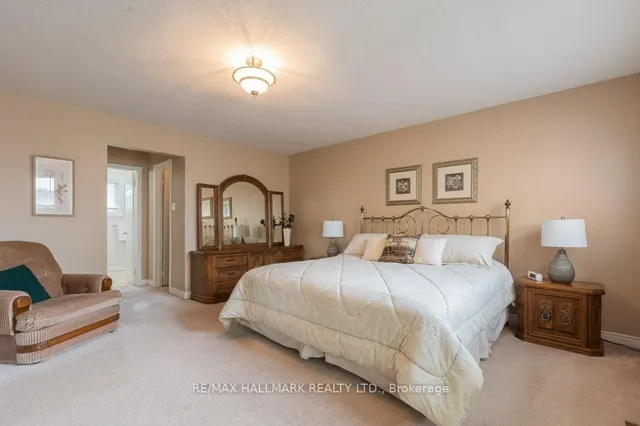 Additional image 21 of 1280 Greeniaus Rd