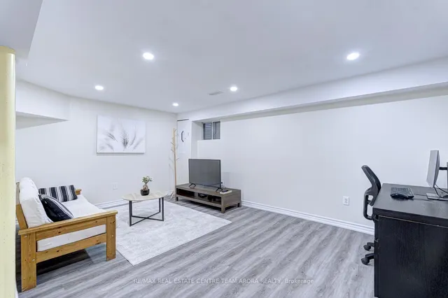 Additional image 41 of 90 Dawson Cres Unit 90