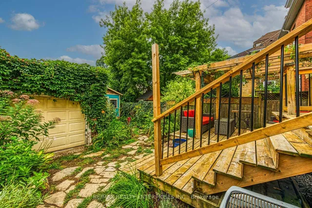 Additional image 40 of 67 Kensington Ave