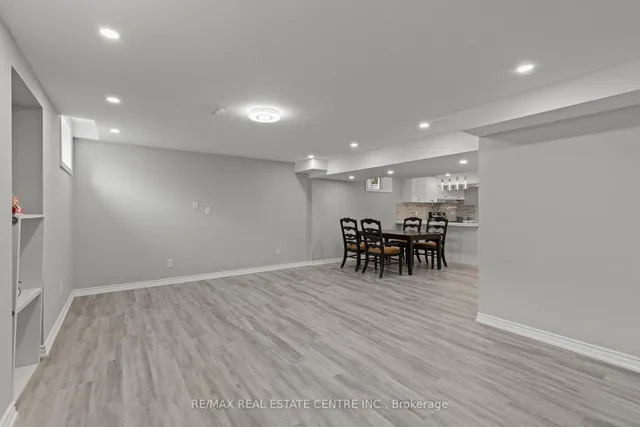 Additional image 26 of 135 Raymond Rd