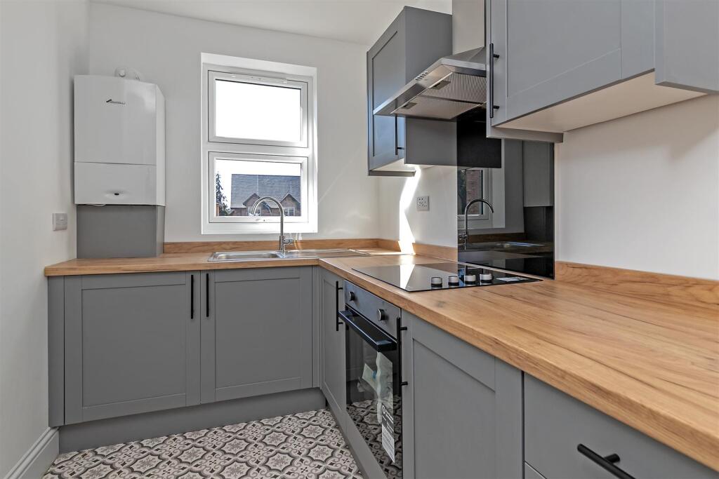 Additional image 21 of Frogmore, St. Albans