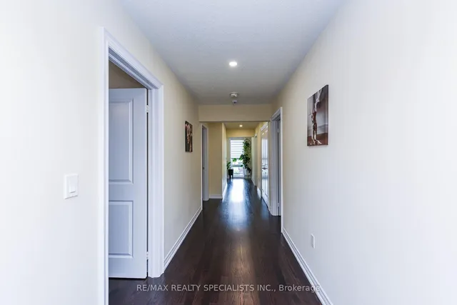 Additional image 38 of 27 Glacier Rd