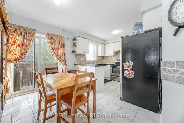 Additional image 12 of 94 Queen Mary Dr