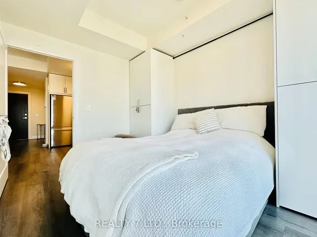 Additional image 16 of 500 Brock Ave Unit 1701