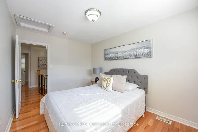 Additional image 33 of 39 Pantomine Blvd