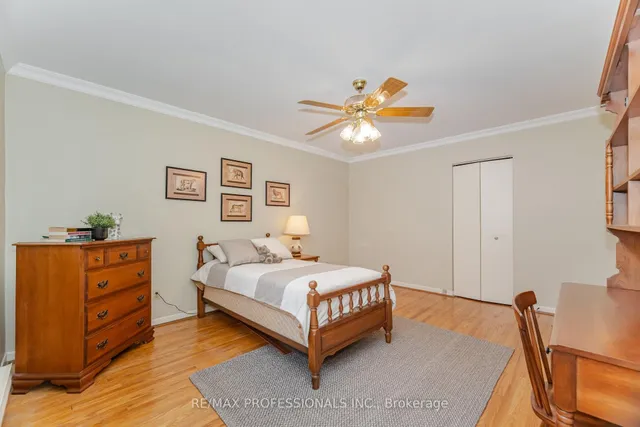 Additional image 29 of 70 Hillside Dr