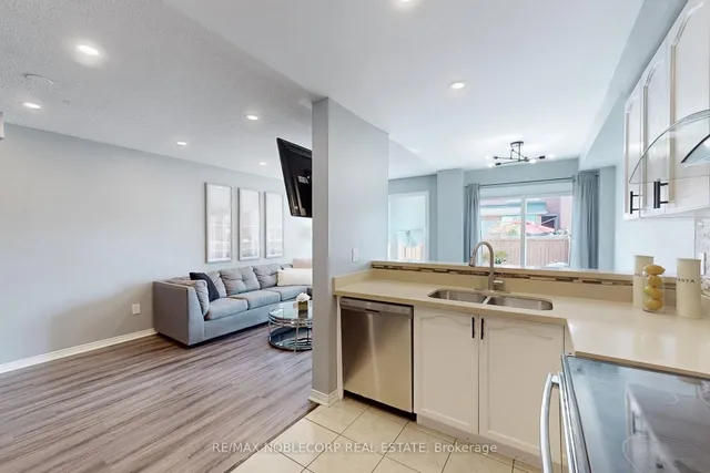 Additional image 11 of 130 Rockgarden Tr Unit 145