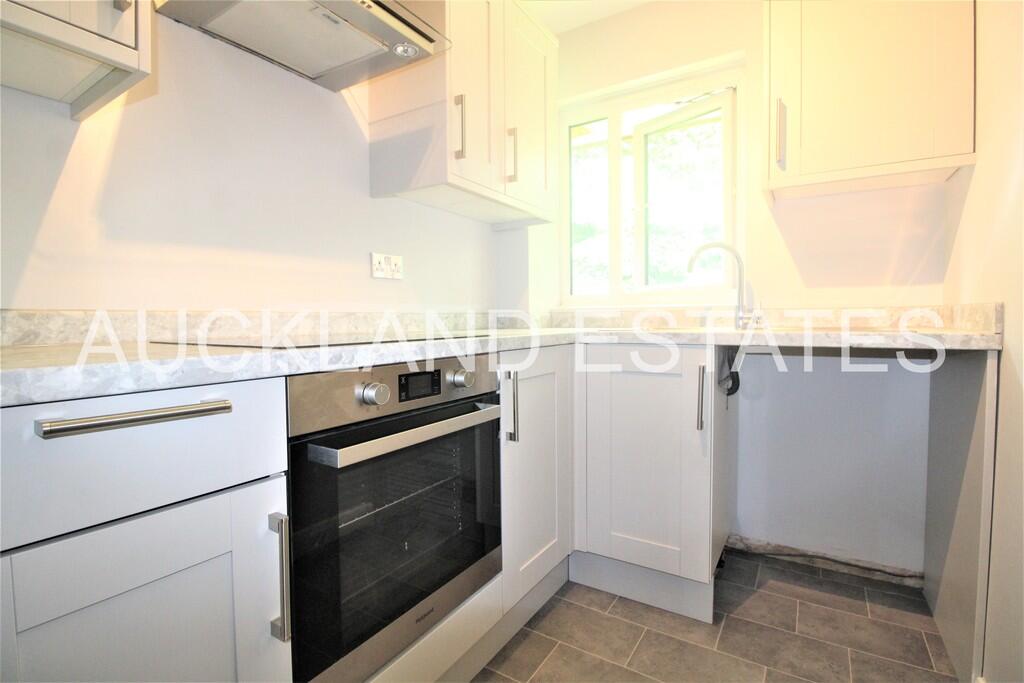 Additional image 6 of Tudor Close, Hatfield