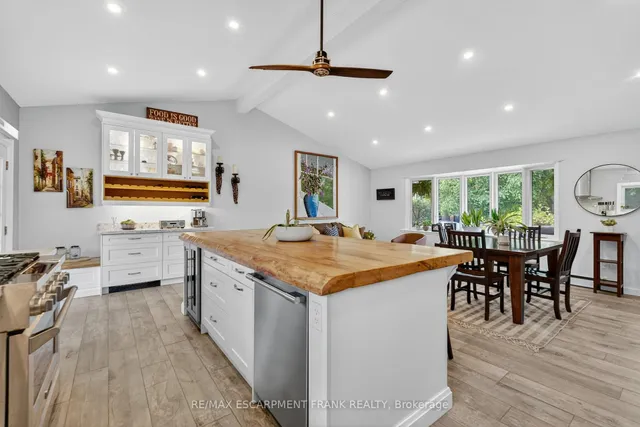 Additional image 18 of 25 Belair Dr