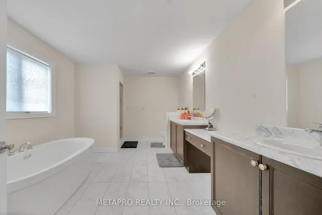 Additional image 24 of 5 Blue Silo Way