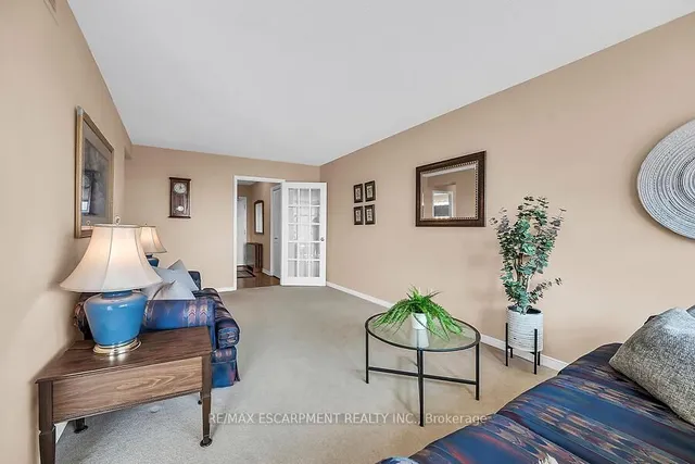 Additional image 7 of 200 Limeridge Rd Unit 703