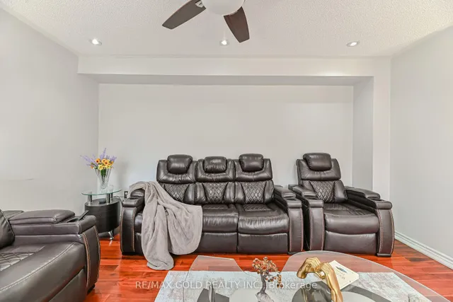 Additional image 20 of 63 Hiberton Cres