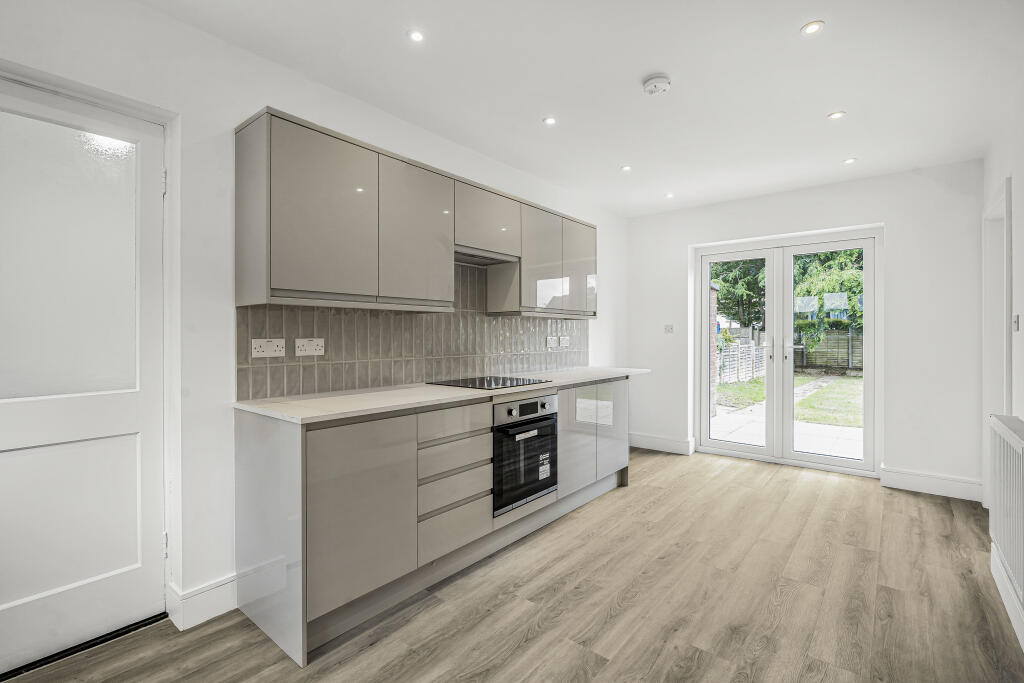 Additional image 4 of Breakmead, Welwyn Garden City, Hertfordshire, AL7