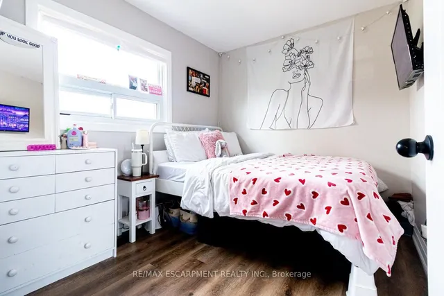 Additional image 29 of 773 Lawrence Rd