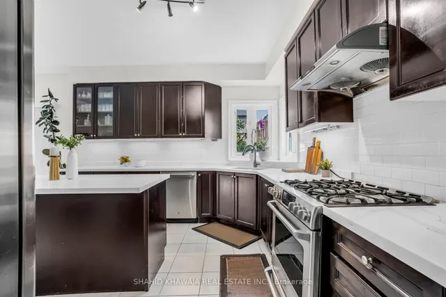 Additional image 17 of 46 Balin Cres