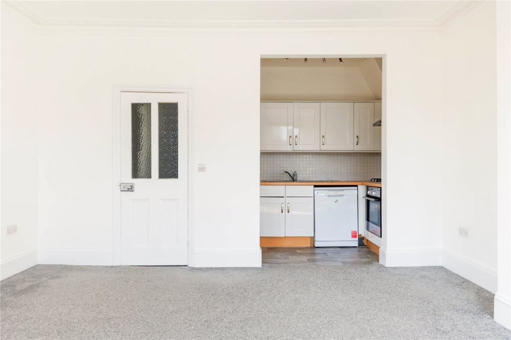 Additional image 4 of The Leys, 38 High Street, Harpenden, Hertfordshire, AL5