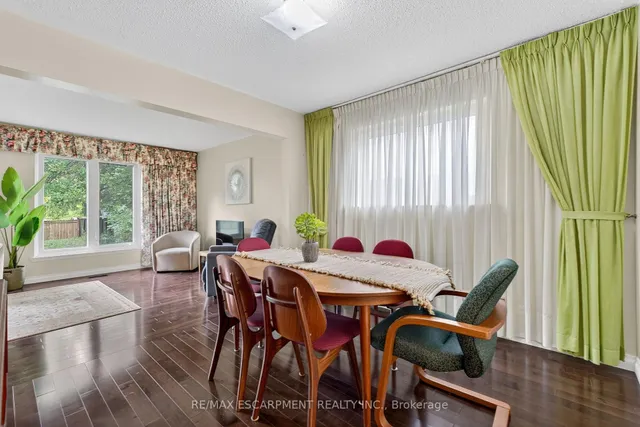 Additional image 14 of 3084 PARKGATE Cres