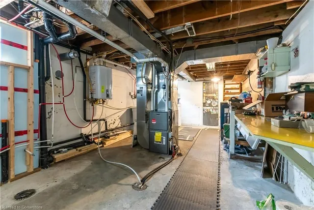 Additional image 30 of 59 Cloverdale Ave