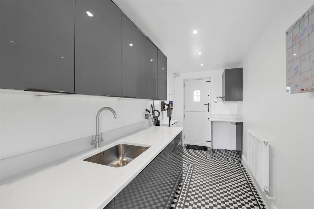 Additional image 5 of Roundwood Park, Harpenden