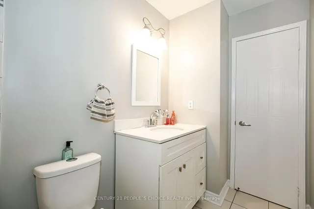 Additional image 27 of 24 Vivians Cres