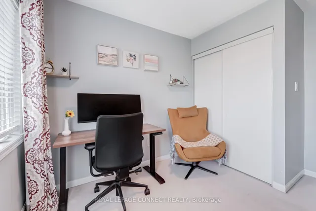 Additional image 30 of 223 Woodley Cres