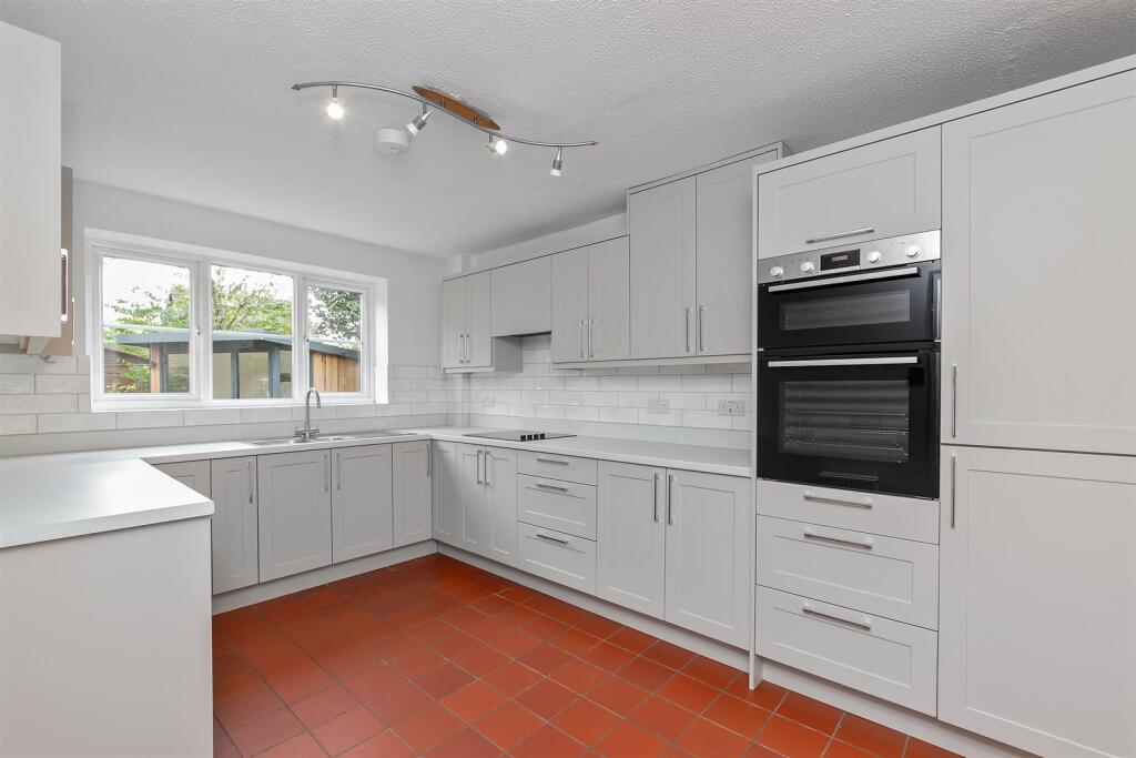 Additional image 5 of Belsize Close, St. Albans