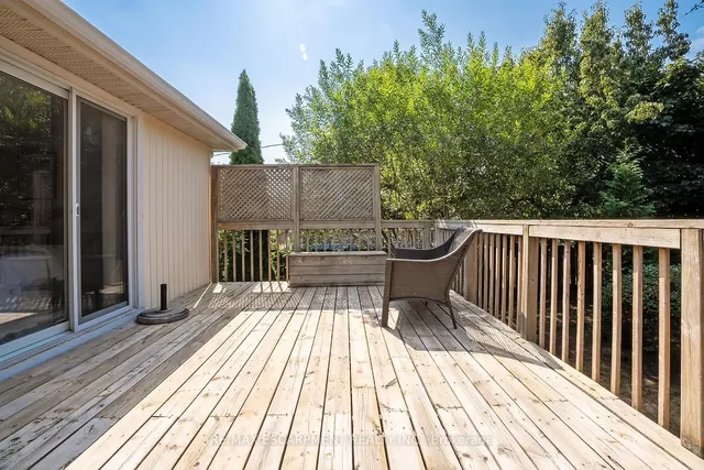 Additional image 41 of 652 Ardleigh Cres