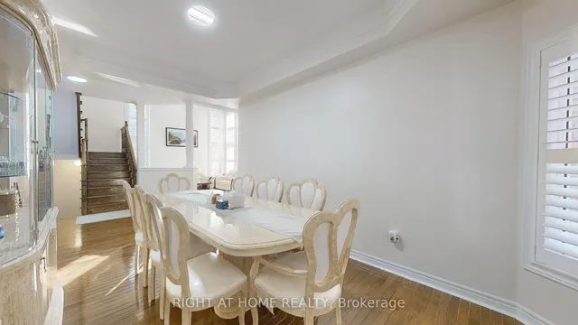 Additional image 15 of 588 Warhol Way