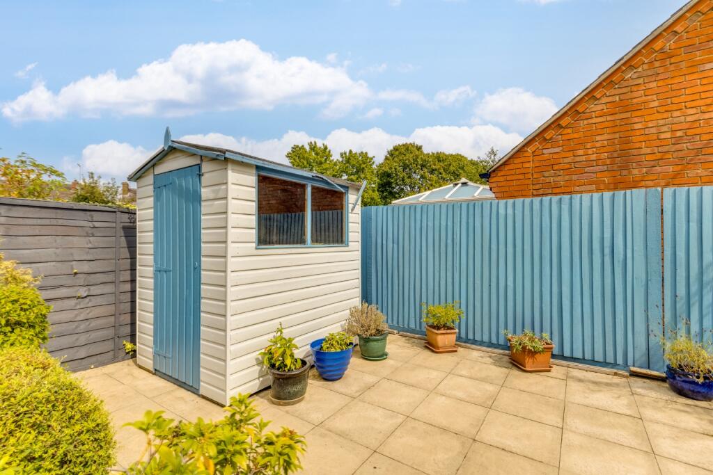 Additional image 11 of Welwyn Hall Gardens, Welwyn, Hertfordshire, AL6 9LF