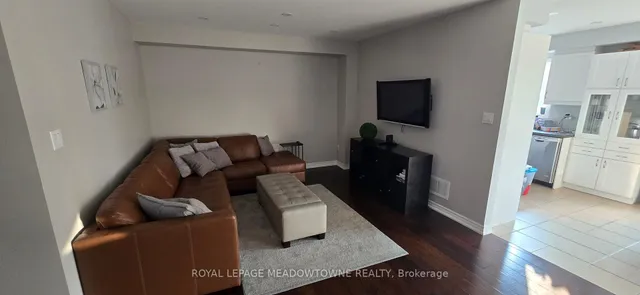 Additional image 9 of 345 Bussel Cres