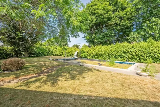 Additional image 39 of 231 BARRYMORE Crt