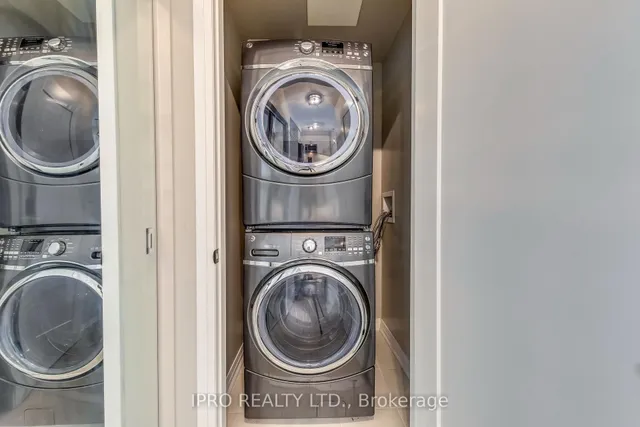 Additional image 25 of 128 GROVEWOOD Common Unit 205