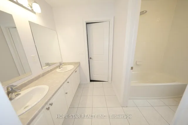 Additional image 25 of 23 Argelia Cres