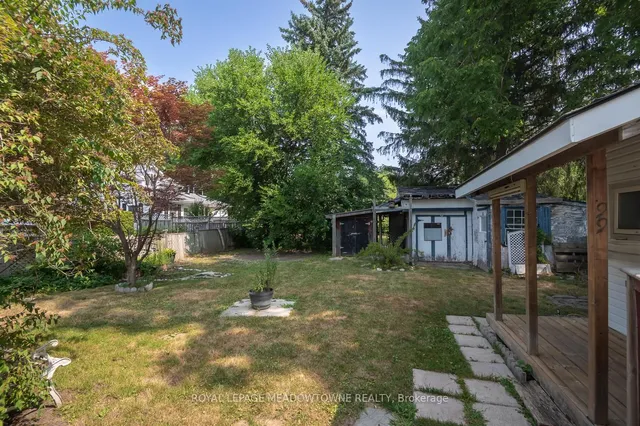 Additional image 25 of 99 Commercial St