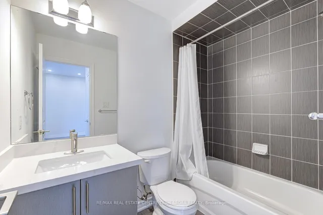 Additional image 26 of 2326 Taunton Rd Unit 303