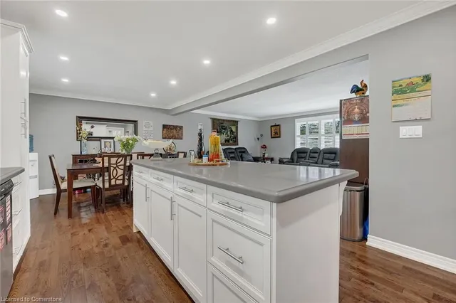 Additional image 14 of 982 Highland Rd