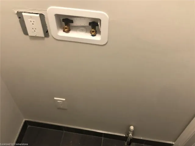 Additional image 24 of 30 Mia Dr Unit 6