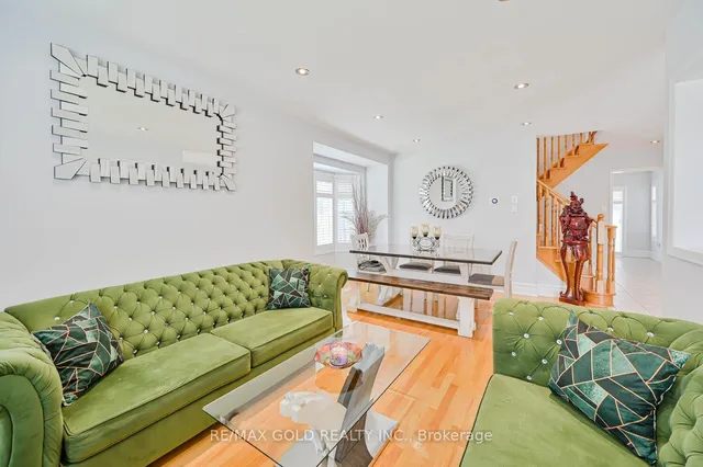 Additional image 12 of 1 Bumblebee Cres