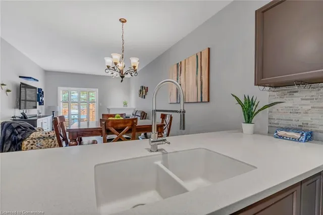 Additional image 7 of 31 Abbotsford Trail