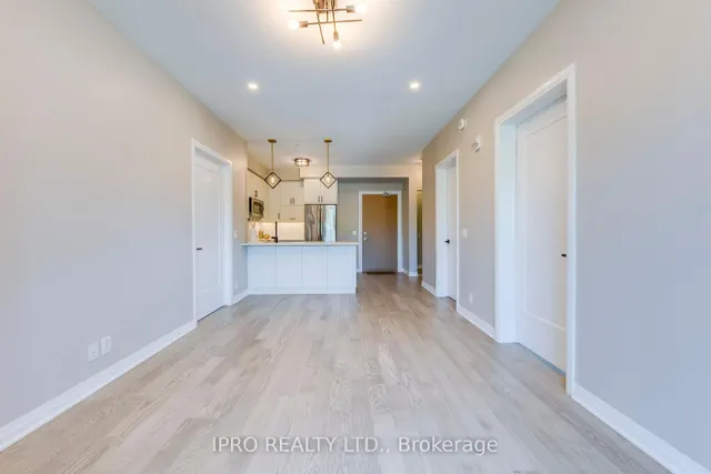 Additional image 16 of 128 GROVEWOOD Common Unit 205