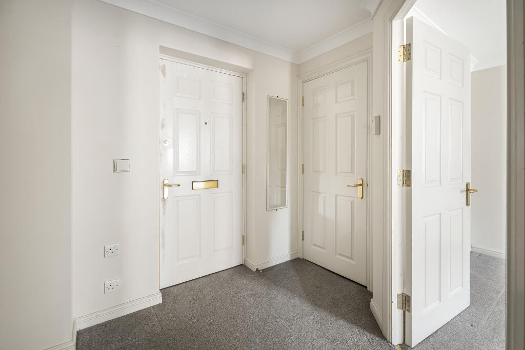 Additional image 8 of Southdown Road, Harpenden, AL5