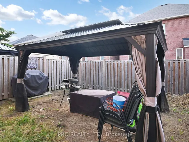 Additional image 48 of 28 Yellowknife Rd